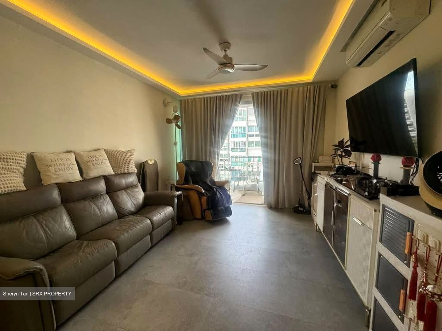 The Esparis (D18), Condominium #568743591